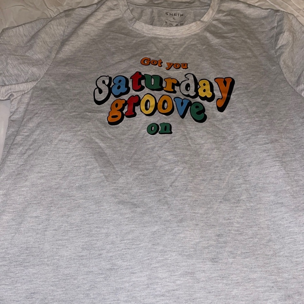 SHEIN XL T-shirt